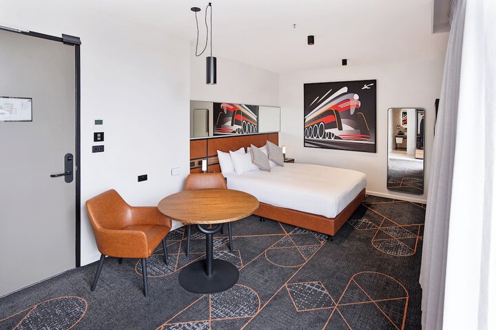 Room 7 of 56
