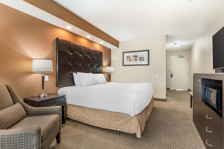Room 17 of 47