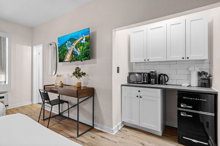Private kitchenette