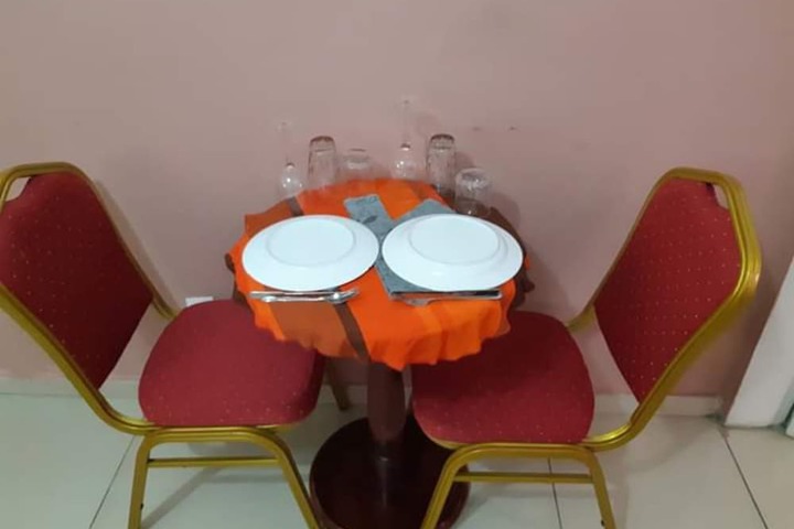 Room 10 of 11