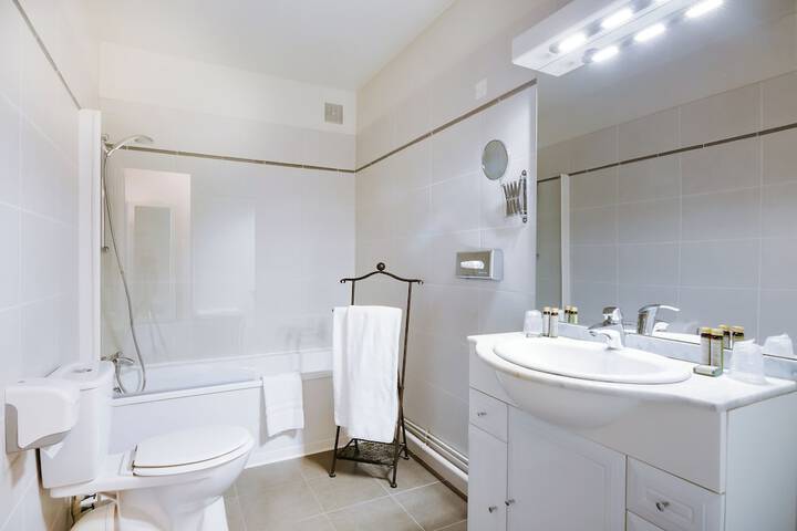Bath Interior
