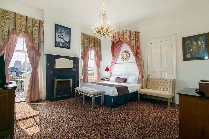 Room 6 of 49