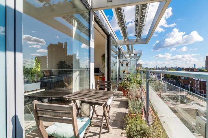 Terrace/Patio 6 of 11