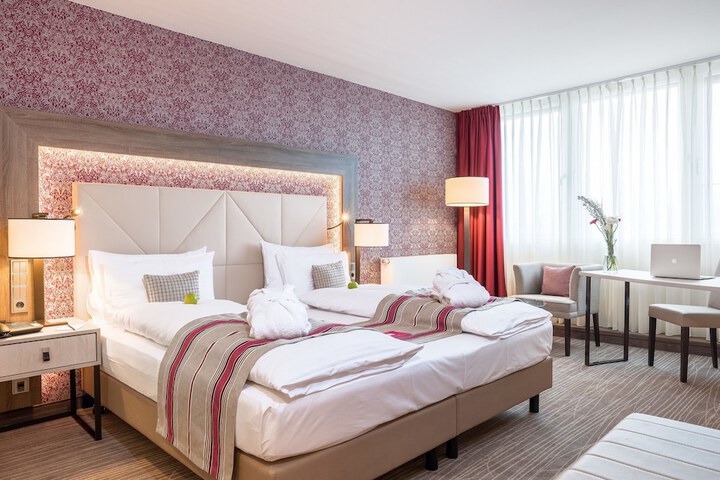 Room 2 of 24