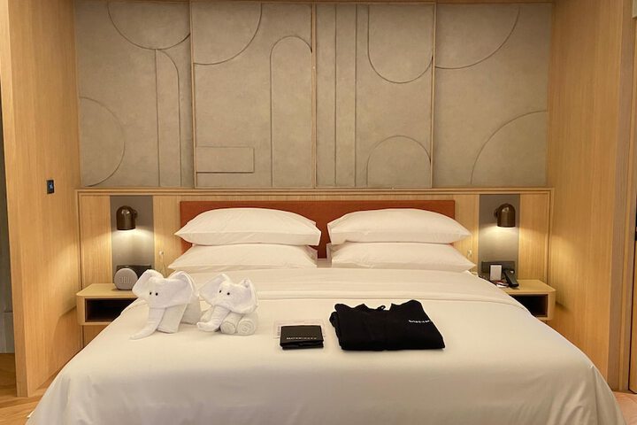 Room 11 of 70
