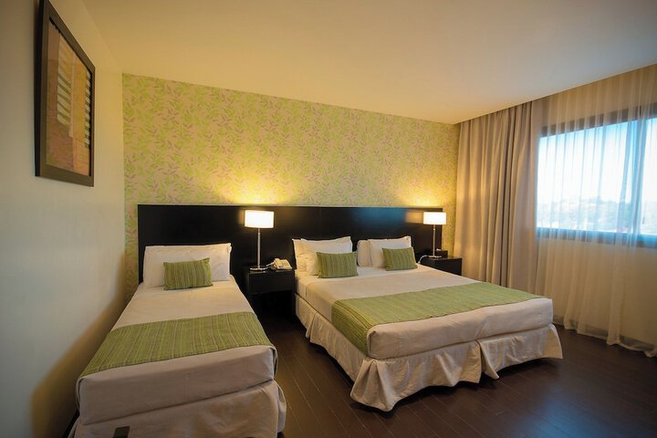Room 13 of 41