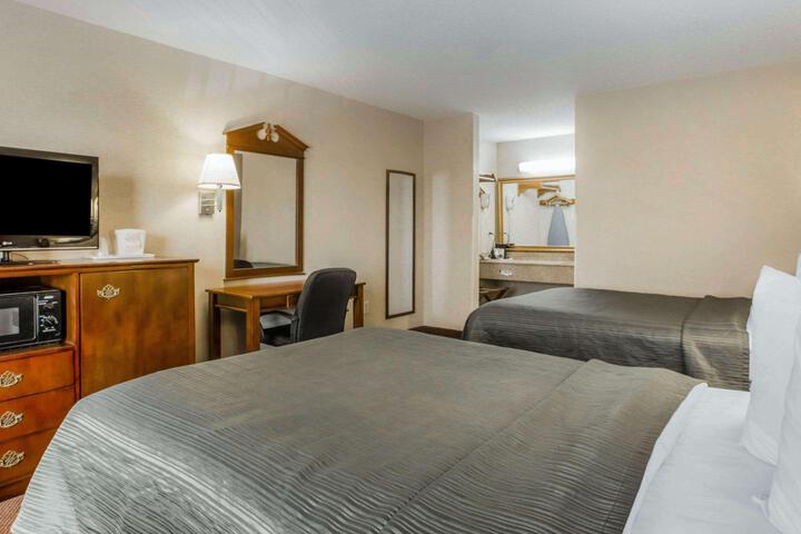 1 Double Bed (5 of 7)
