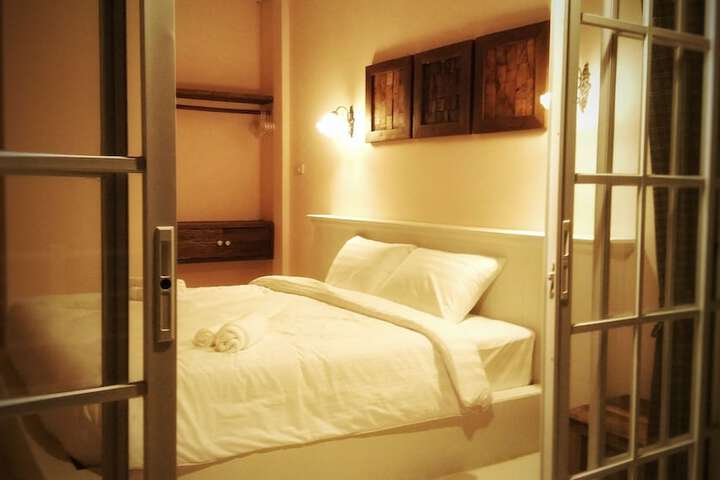 Room 5 of 30