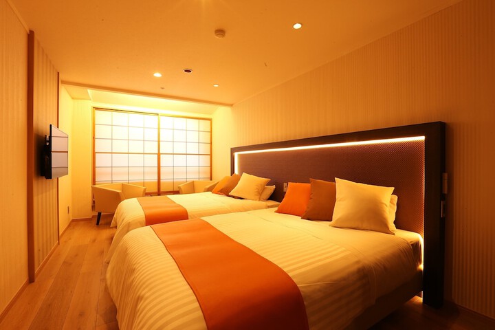 Room 8 of 133