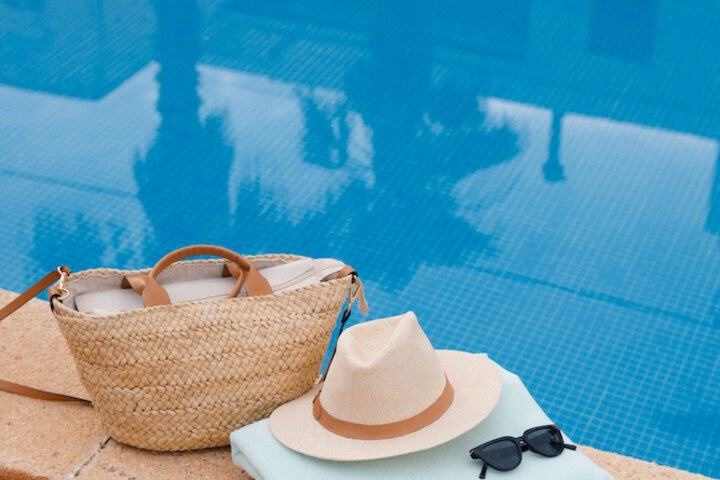 Pool Hotel