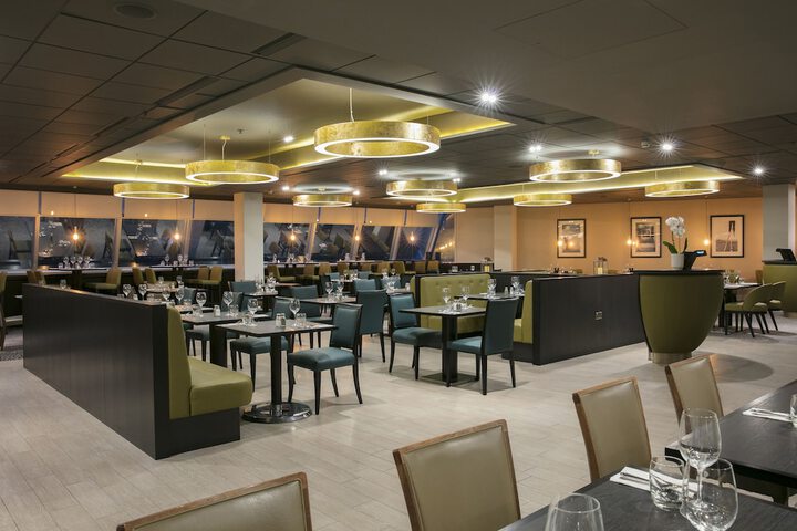 Dining 72 of 123