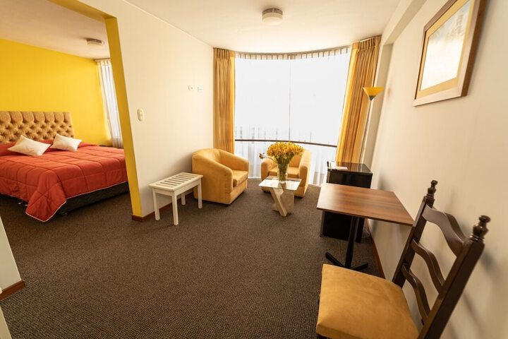 Room 4 of 23