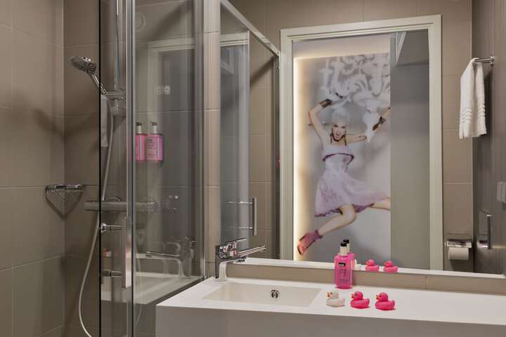 Bathroom Interior Photo