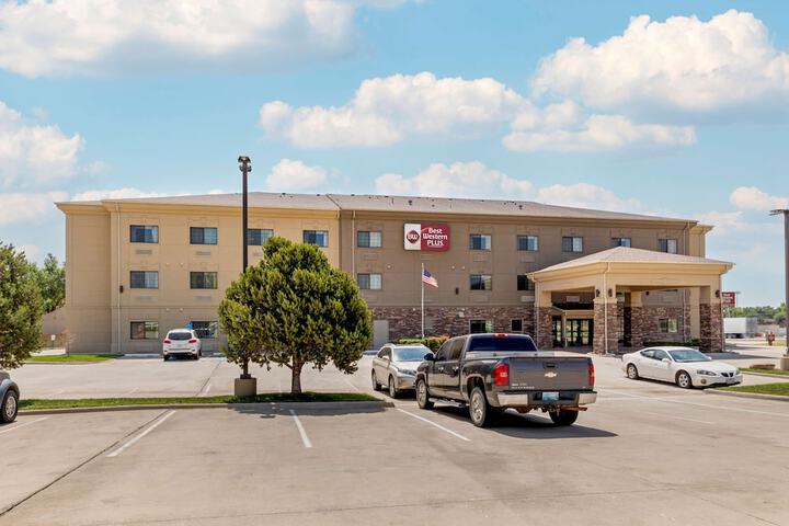 Hotel 27 of 27