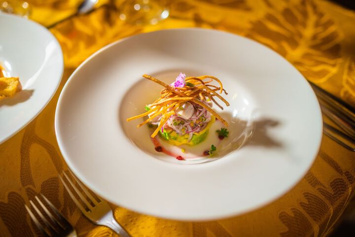 Dining 59 of 104