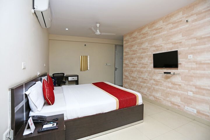 Room 17 of 21