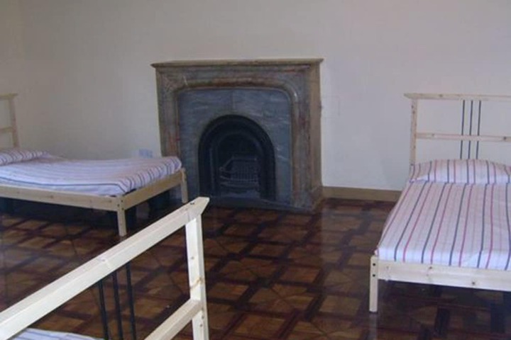 Room 15 of 29