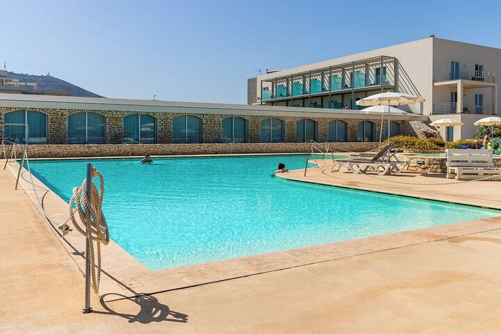 Pool 28 of 67