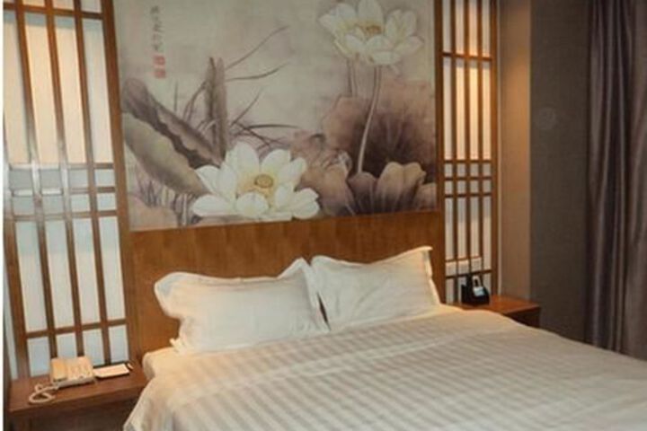 Room 13 of 29