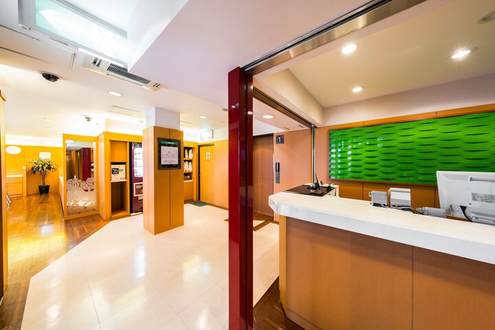 Hotel Lobby