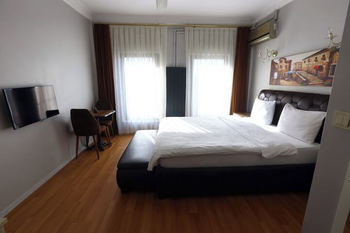Room 9 of 55