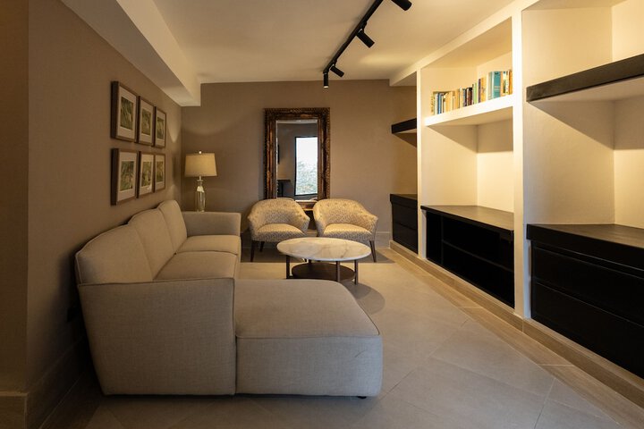 Room 40 of 71