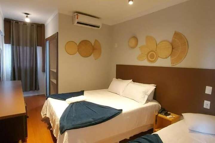Room 3 of 5