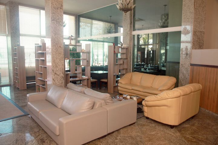 Hotel Lobby
