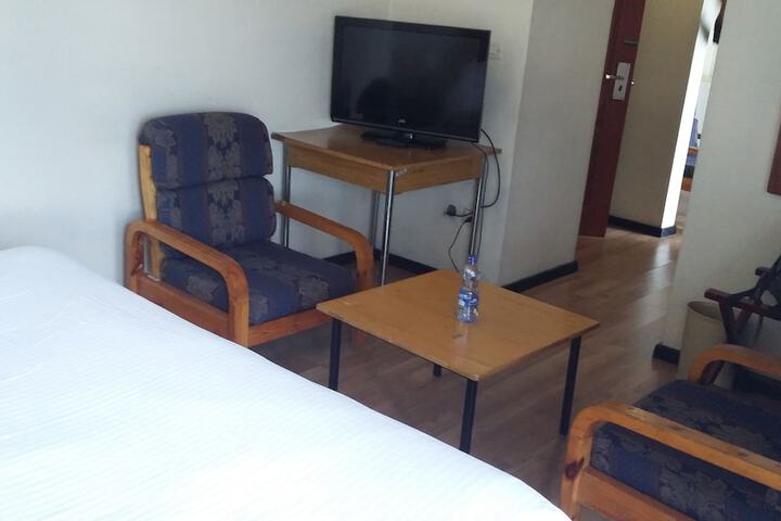 Room 7 of 31