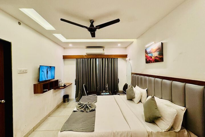 Room 16 of 42
