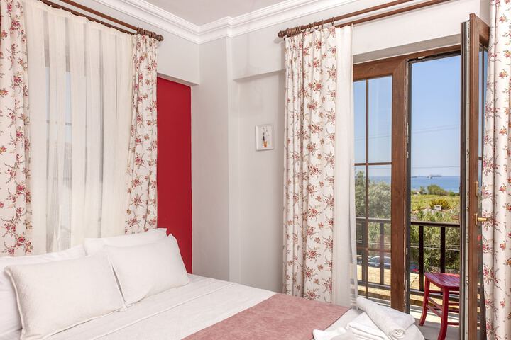 Room 15 of 59