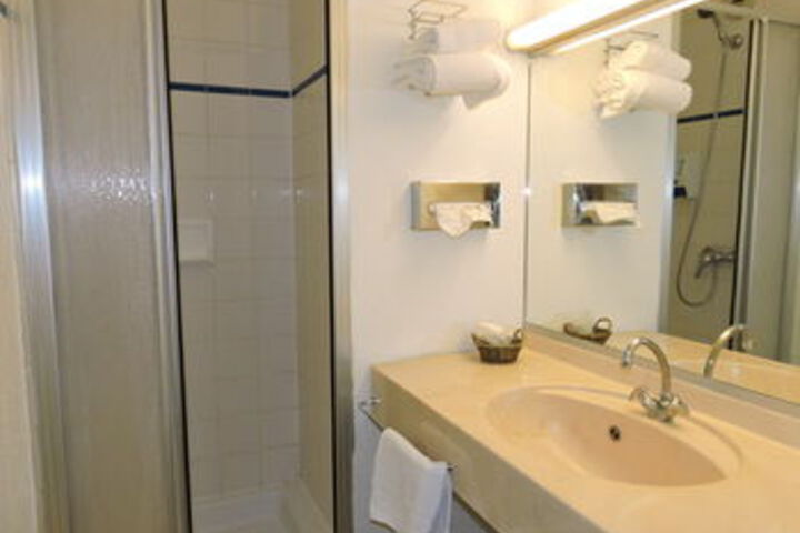 Clean Restrooms