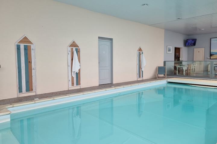 Pool 20 of 28