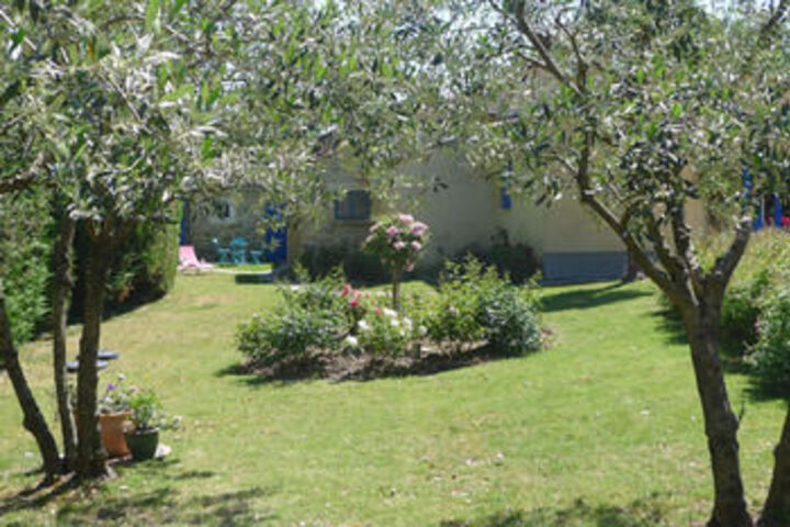 Hotel Exterior 18 of 56
