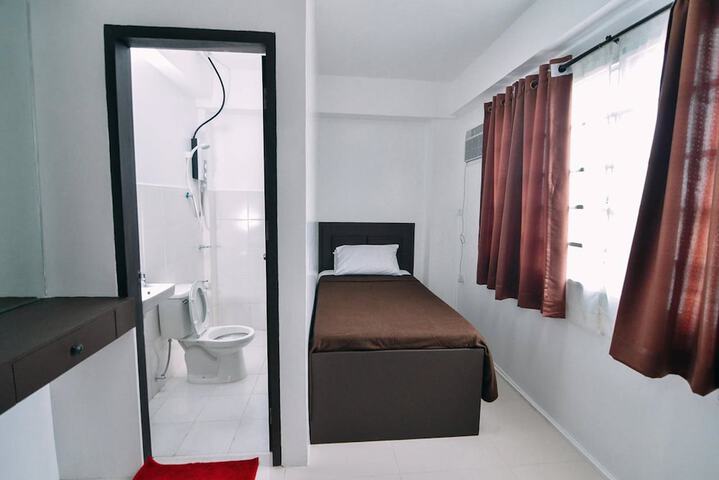 Room 16 of 47