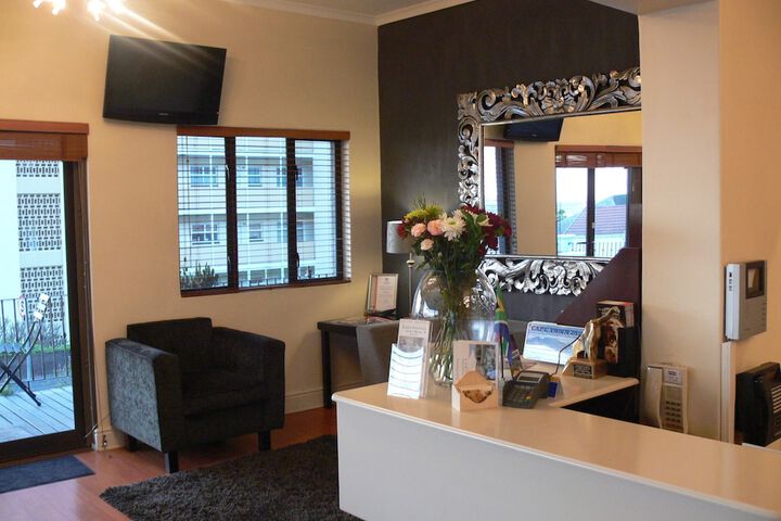 Entrance & Lobby