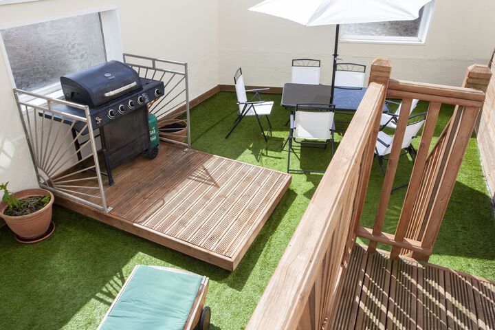 Terrace/Patio 58 of 60