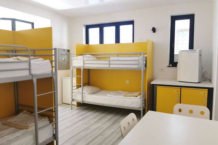 Room 18 of 45