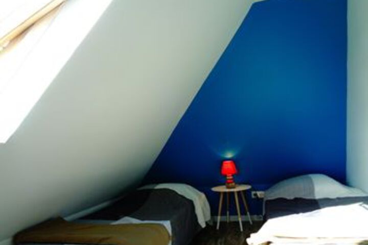 Room 13 of 24