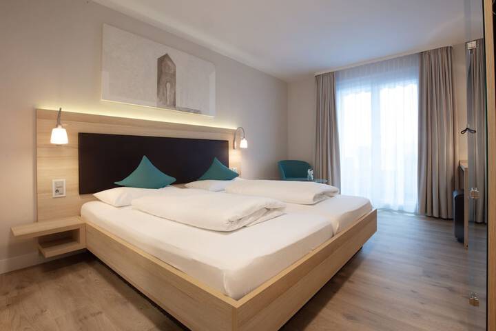 Room 10 of 50