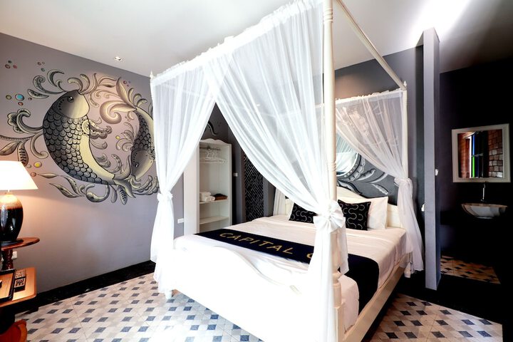 Room 19 of 49