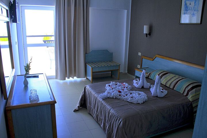 Room 21 of 58