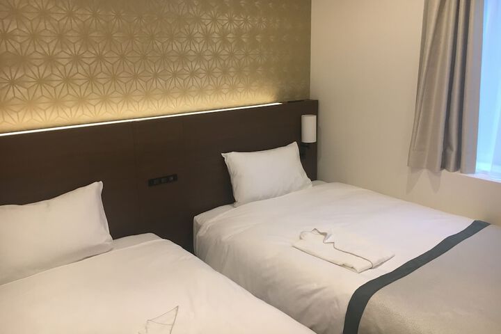 Room 22 of 79