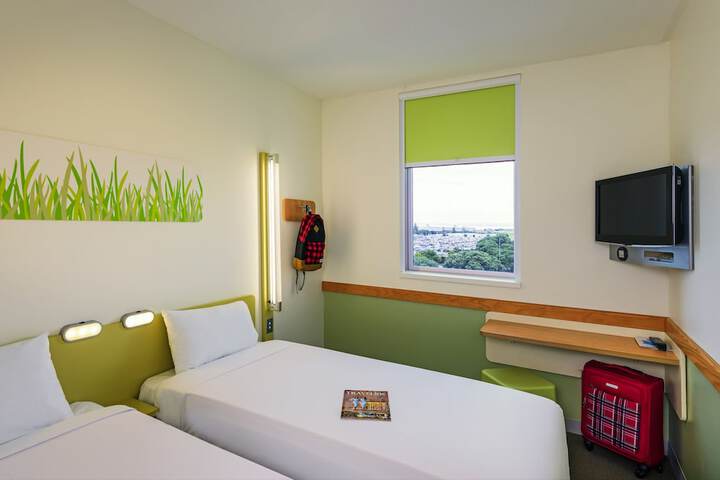 Room 9 of 70