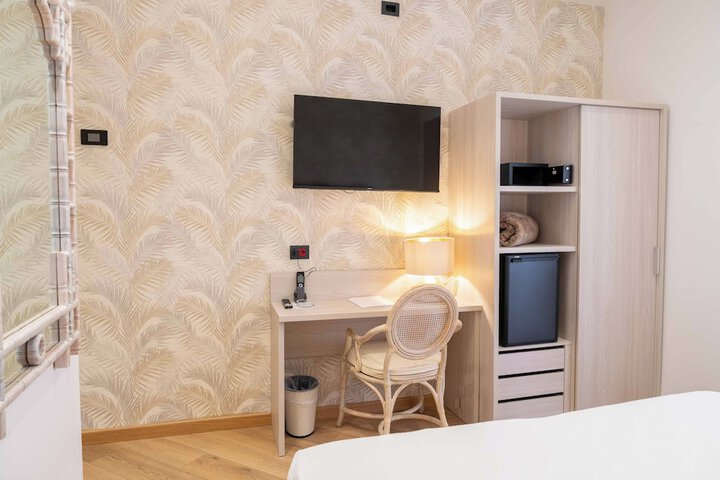 Room 124 of 247