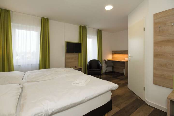 Room 31 of 85