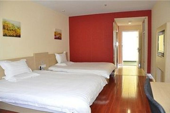 Room 10 of 41