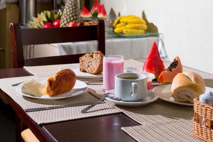 Breakfast/Coffee Service 29 of 32