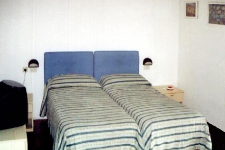 Room 3 of 13