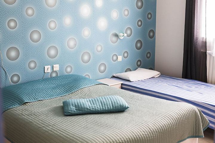 Room 2 of 46